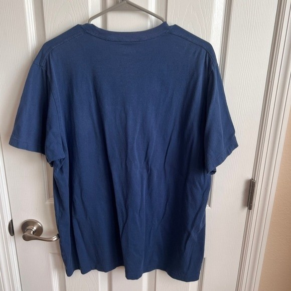 Uniqlo UT Disney Mickey Mouse Pocket T-Shirt Graphic Tee XL thumbnail 4