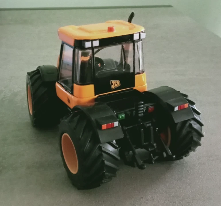 Britains 1:32 -  JCB FASTRAC 3185 - 131380 - Immagine 2 di 4
