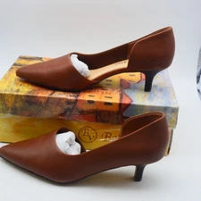 NEW Bella Vita Women's 9 Narrow Quilla Pumps  Brown Camel Burnished Leather 
