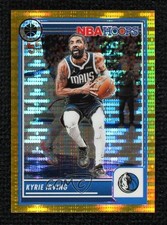 2023-24 Panini NBA Hoops Premium Stock Gold Pulsar Prizm 3/10 Kyrie Irving 1i9m