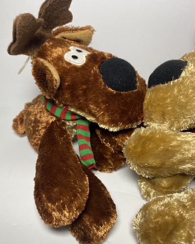 Hallmark Rodney & Rhonda Reindeer Kissing Plush Christmas Magnetic - Picture 2 of 10