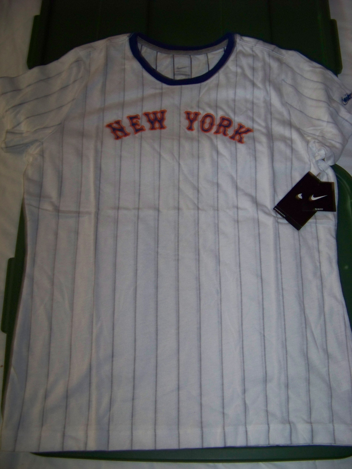 Picture 1 of 2
