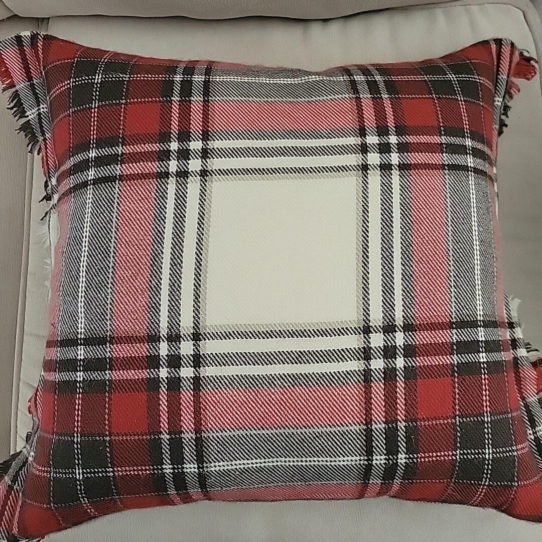Pottery Barn HAMILTON PLAID Stag (1) Pillow 20" RED Holiday Fringe