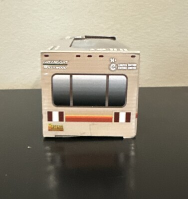 Breaking Bad Fleetwood Bounder 1:64 Scale; Greenlight Hollywood