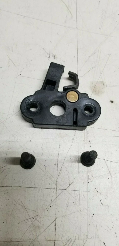 Suzuki GSXR1100W 1993 pestillo de asiento con herrajes Foto 2 de 2