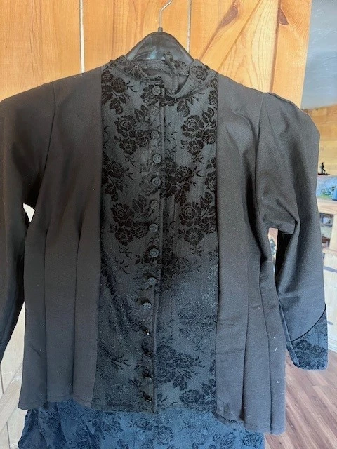 Vestido estilo victoriano disfraz para mujer en algodón negro/era botones rosa Foto 4 de 4