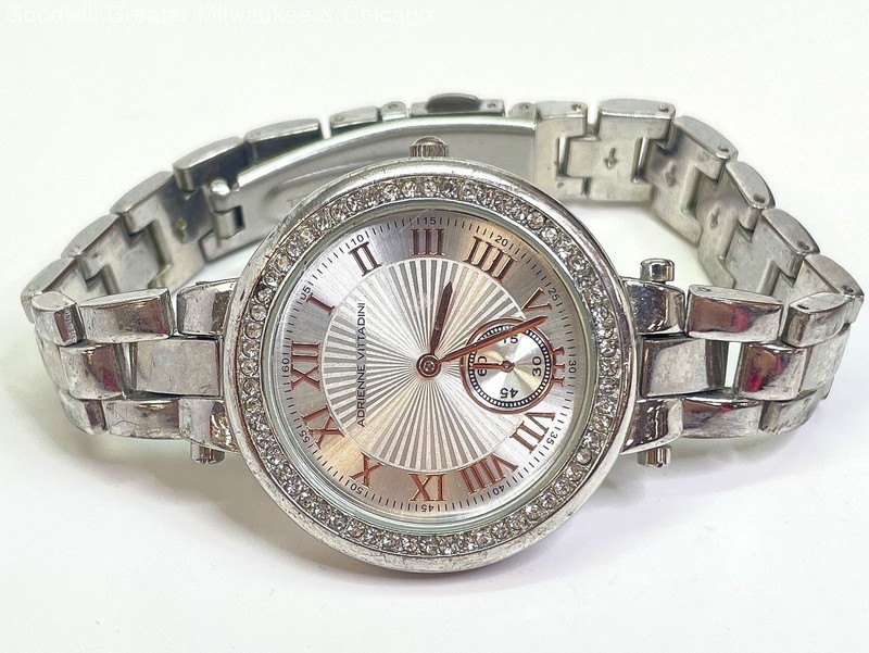 Silver Tone Adrienne Vittadini Stainless-Steel Back Wristwatch 61.5g