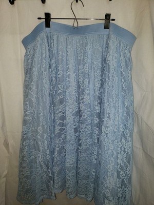 NWT DISNEY TORRID CINDERELLA BLUE LINED LACE SKIRT STUNNING SIZE 4 PLUS