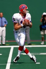 Todd Collins Buffalo Bills drops back to pass v the New York Jets - Old Photo 1