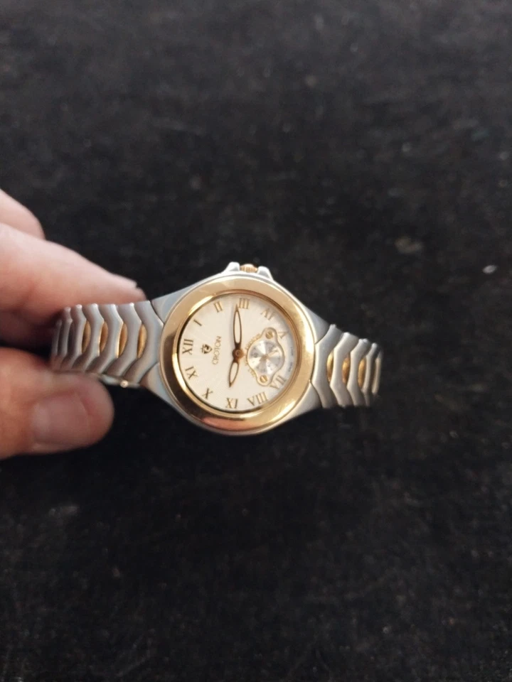 Reloj Croton Equator Damas Bisel Oro 18k Corona y Eslabones Cuarzo Suizo Funcionando  Foto 3 de 4