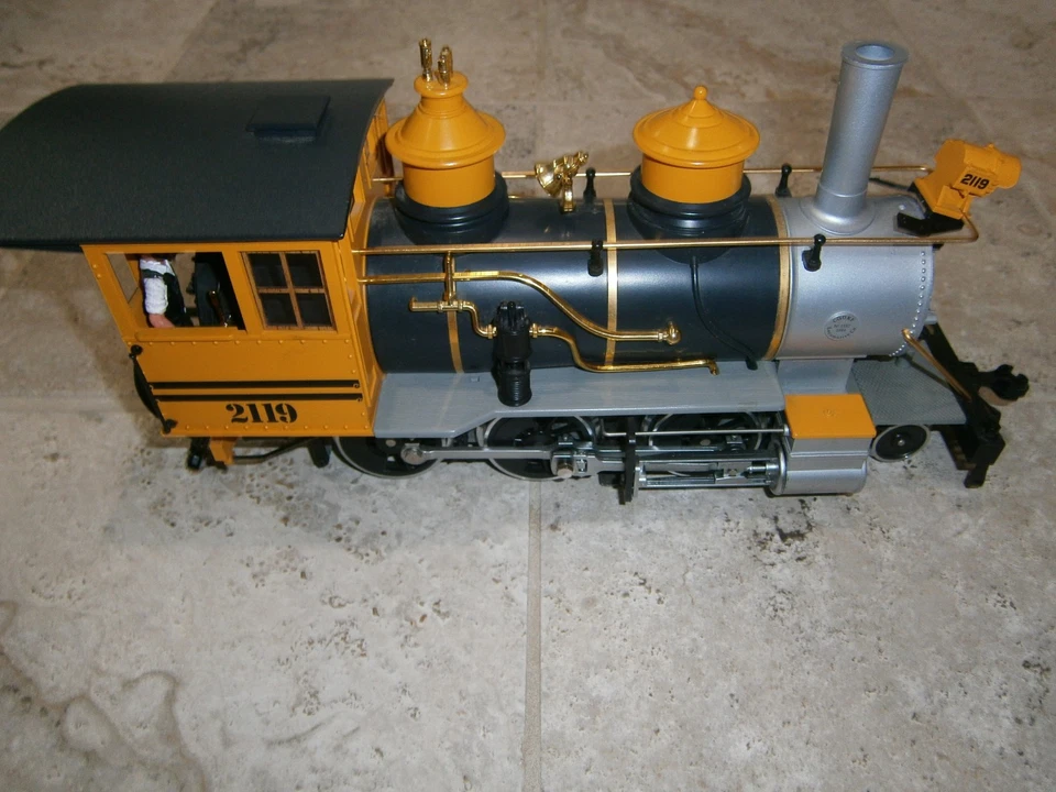 LGB 2119D G Scale Lake George and Boulder 2-6-0 Mogul Steam Locomotive & Tender - Image 2 of 4