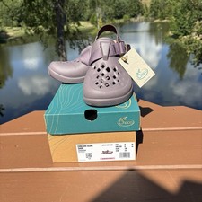 New Women  s Chaco Chillos Clog JCH109158 Black Size 7 Water Very Comfortable