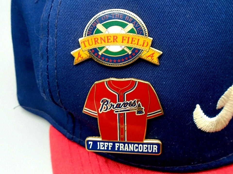 Vintage Atlanta Braves MLB Genuine Merchandise Baseball Snapback Cap Hat & Pins  - Image 3 of 4