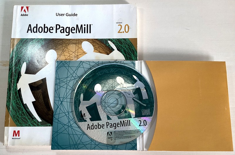 Adobe PageMill Version 2.0 CD and 178 Page User Guide in Box - With Serial No.