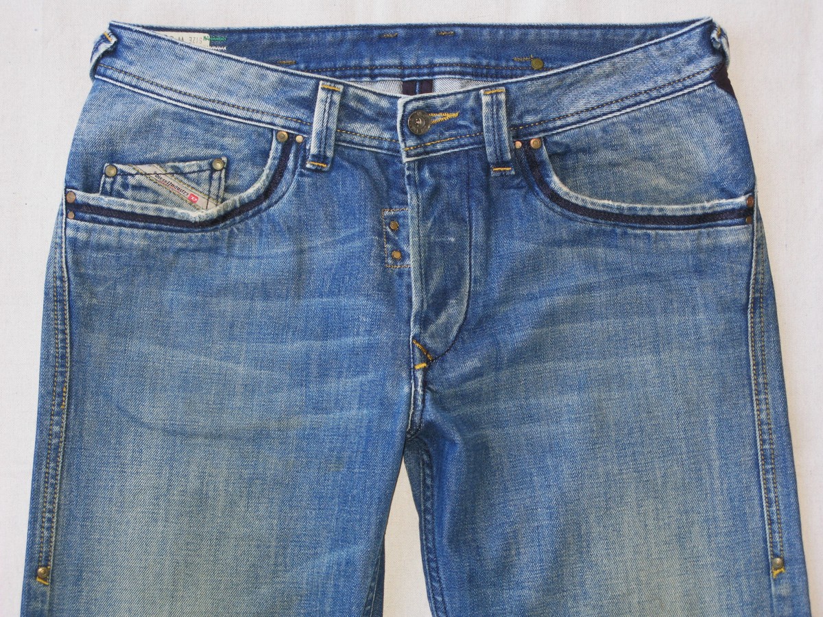 DIESEL　ディーゼル　BUSKY　W31 L32 diesel ディーゼル BUSKY メンズデニム 31インチサイズ W31/L32