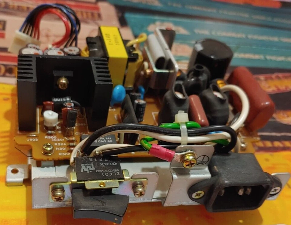 ATARI ST internal power adaptor / Internes Netzteil 1040 working funktioniert - Bild 2 von 3