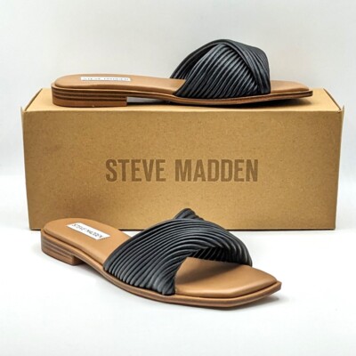 Steve Madden ''LIMITT'' Women's Textured Cris-Cross Flat Mule Sandal (Black) - NEW