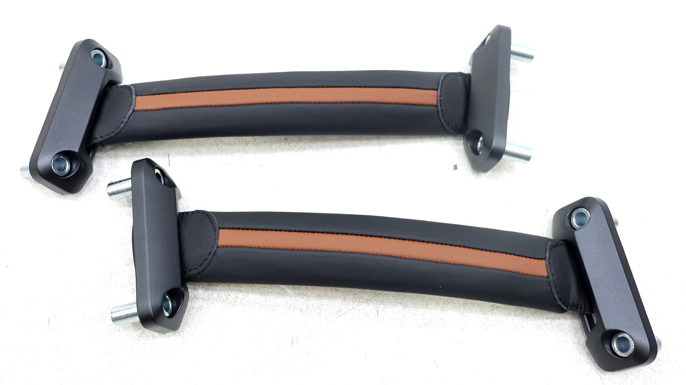 NEW OEM Maserati Black & Tan Leather Door Pull Handles 673015355 MC20 2022-2025
