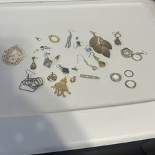 Mixed Random Lot Costume Jewelry Pieces Earrings Pendants Rings Singles 29 Pcs
