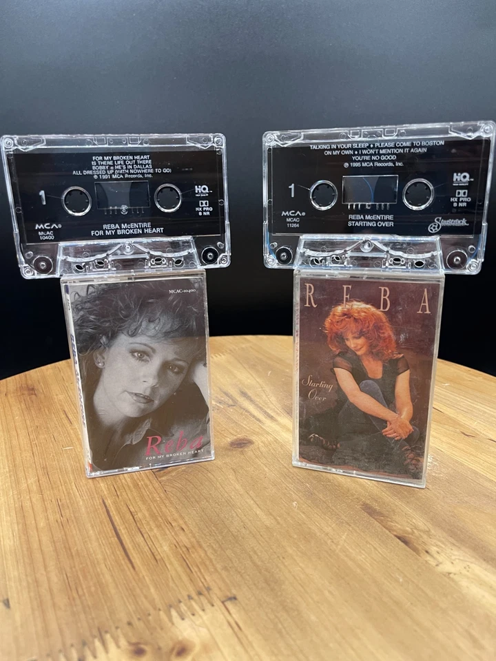 Lot of 28 VTG Country Music Cassette Tapes 1970s-1990s Garth Willie Merle Reba Foto 4 de 4