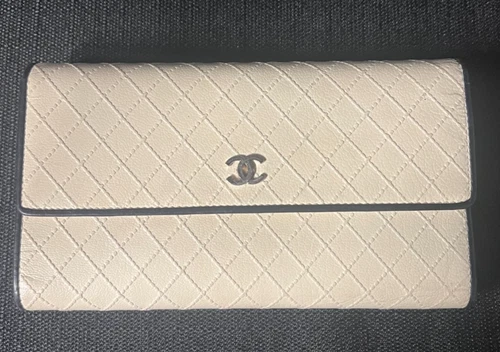 Chanel Bicolore Matelasse Caviar Skin Long Leather Wallet Cream Black CC Logo