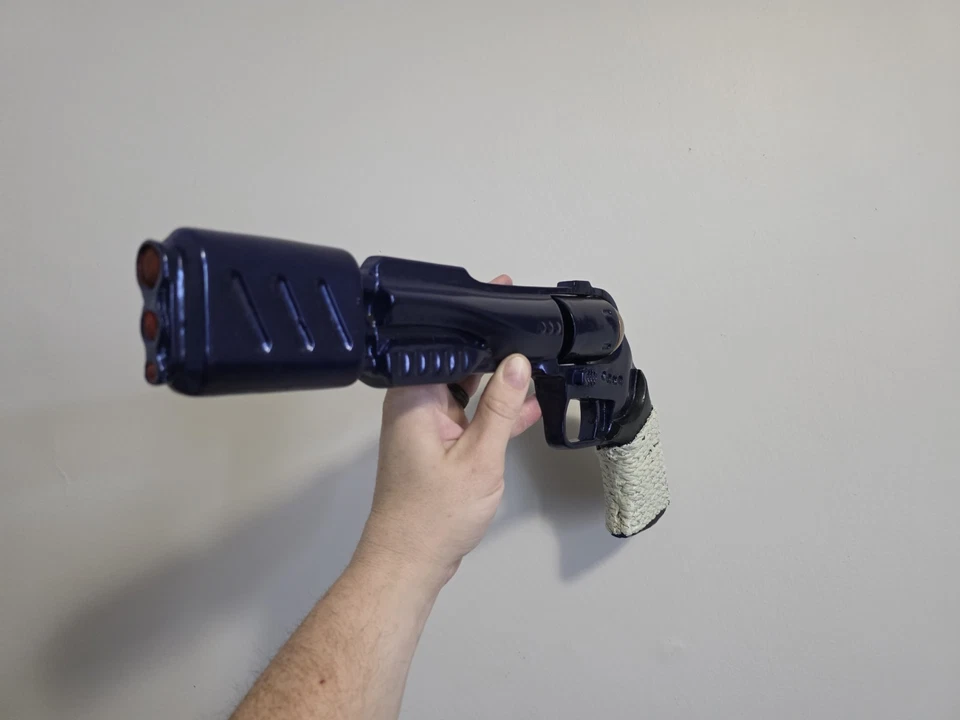 Stargate Atlantis Ronan Dex Traveler Blaster Prop Replica - Image 3 of 4