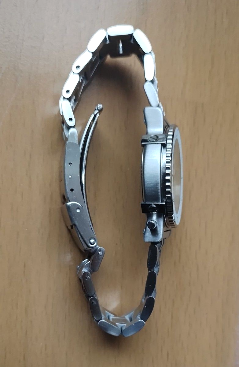 YEMA YE127 V782A Watch White Dial Quartz 31mm Vintage for sale