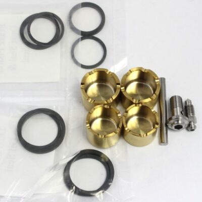 MT-01 TITAN Bremssattel Kit + TITAN Teile. Road Star (06-09)