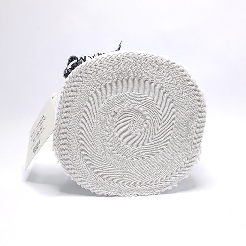 Robert Kaufman Kona Cotton Solid White Jelly Roll Quilting Fabric 40 Strips 2.5" - Picture 8 of 10