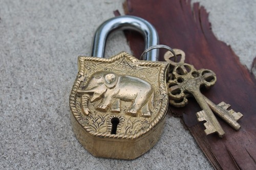 Candado pesado elefante de latón macizo vintage cerraduras de trabajo llave granero decoración rústica - Imagen 15 de 15