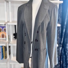 Chic Gray Double-Breasted Blazer