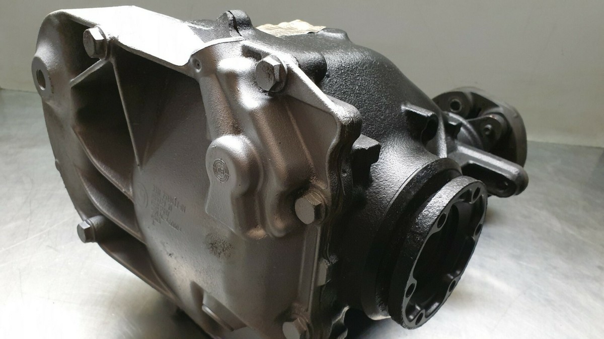 BMW E90 E91 E92 E93 325d 330d 330xd Differential 2,47 TN 7571405 