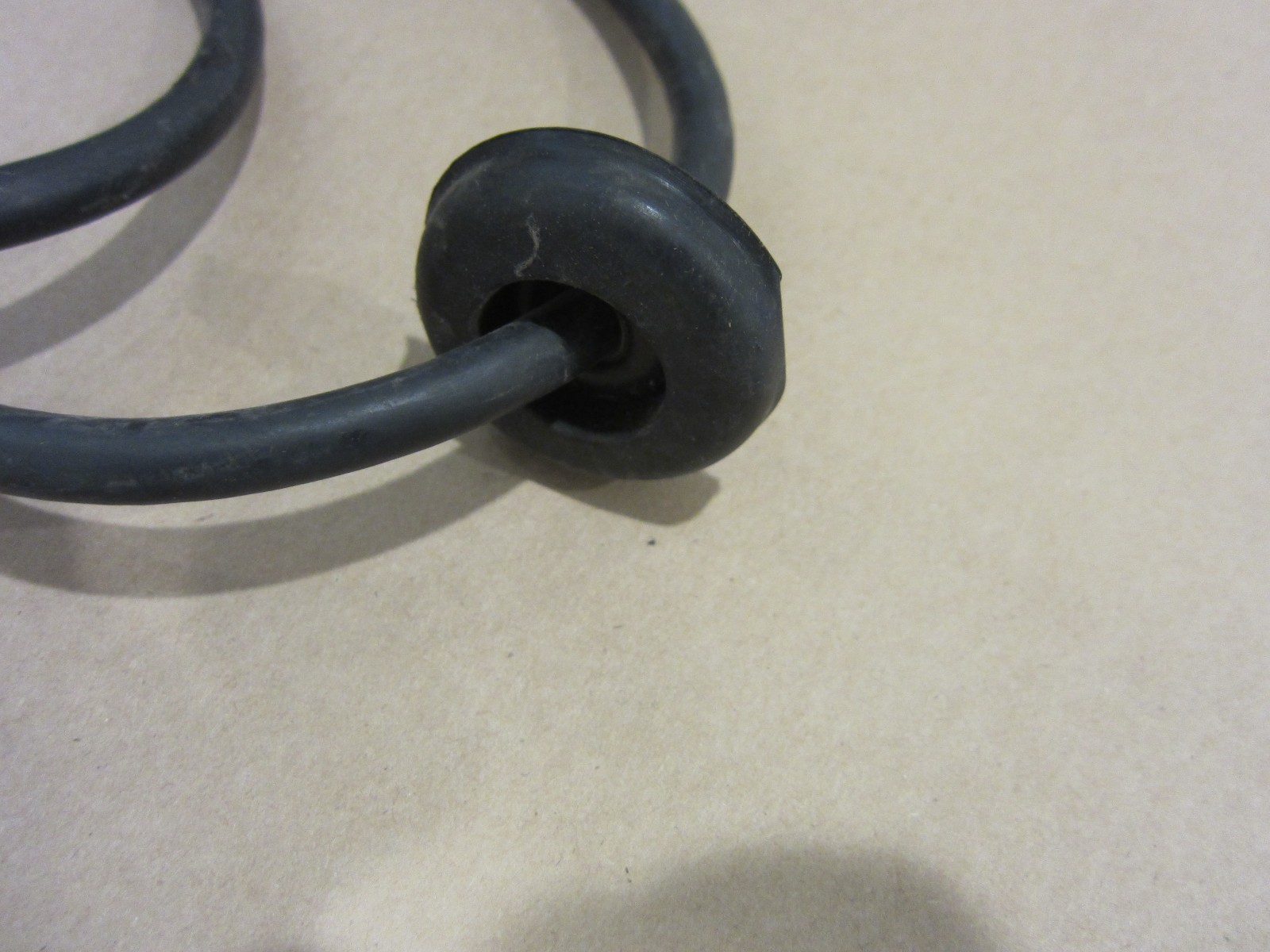 Maserati 4200 Coupe. CD Changer Cable. Part# 190278