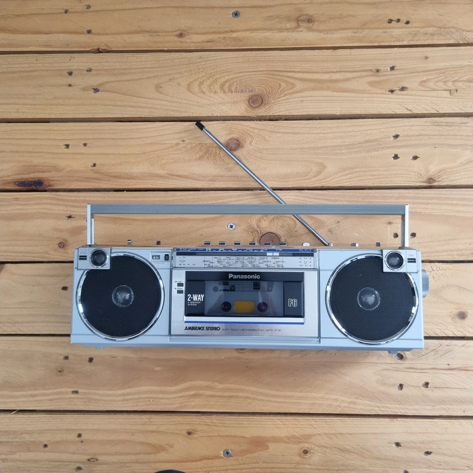Panasonic RX-F6L Mini Boombox Radio K7 Vintage - Photo 1/4