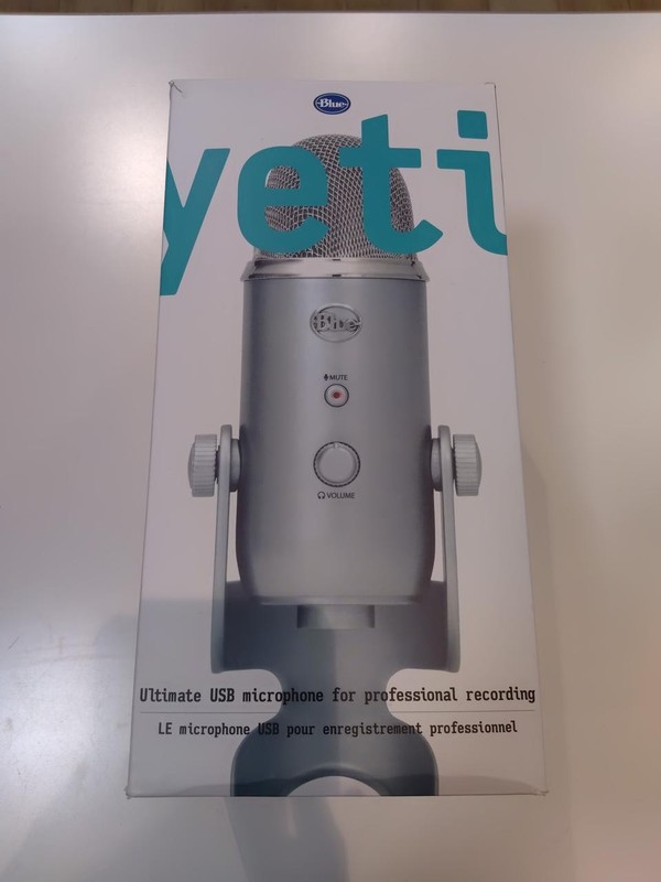 Logitech Yeti USB Condenser Gaming Microphone Cardioid Stereo Used
