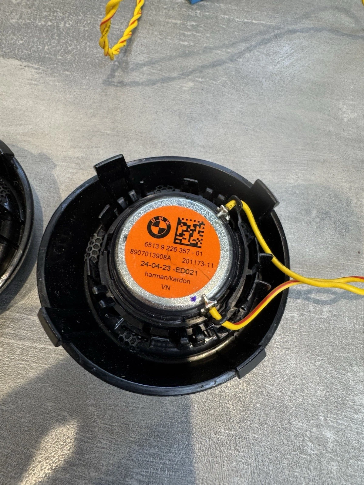 2x BMW Harman Kardon Front Tweeter F20 F30 F80 F32 F12 F48 F39 65139226357 3