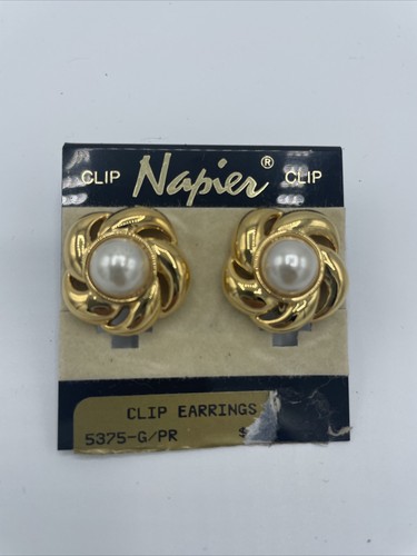 NAPIER Pearl And Gold Flower GT Twisted Rope Adj Clip Earrings Original Card - Picture 2 of 8