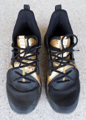 Under Armour \