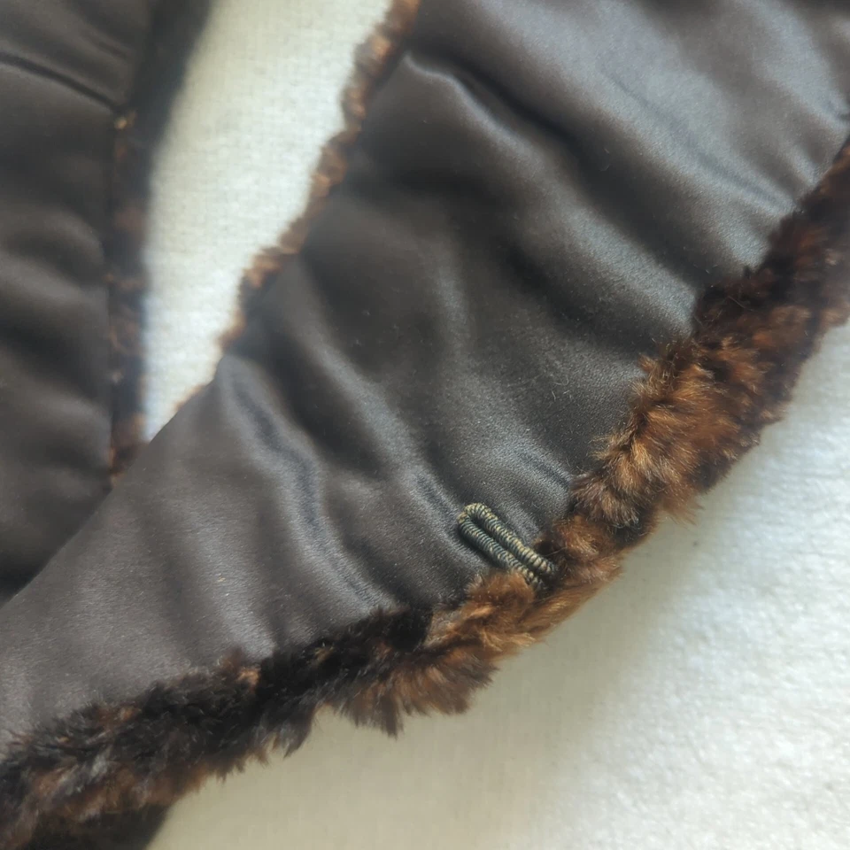 Vintage Brown Fur Collar/Stole , lined with adjustable hook, Rabbit? - Image 4 of 4