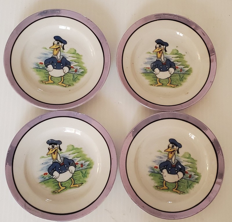Set of 4 Vintage Donald Duck Child's Play Dishes Doll Disney