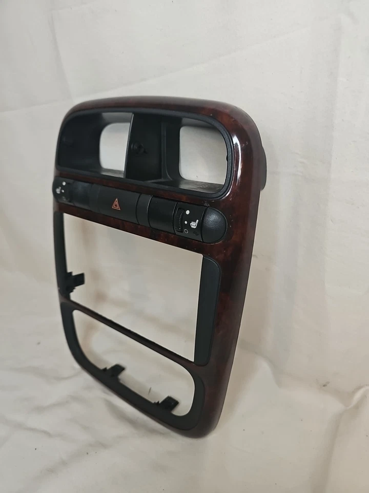 2001-2002 Saturn L200 painel central moldura de ventilação de rádio acabamento em grão de madeira fabricante de equipamento original 22674142 - Imagem 3 de 4