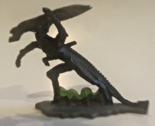1994 Kenner ACTION MASTERS ALIENS QUEEN DIE CAST METAL COLLECTIBLE FIGURINE ONLY - Picture 2 of 7