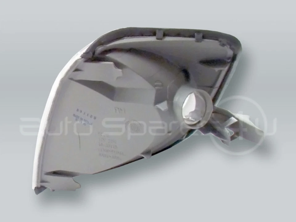 Угловая парковочная лампа TYC подходит для 1992-1999 MB S-класса W140 - Изображение 2 из 2