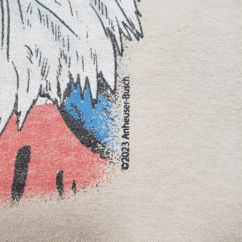 Camisa masculina Junk Food Clothing Bush pequena marrom manga curta cerveja patriótica - Imagem 4 de 4