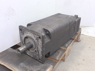 General Numeric / Siemens 1HU3104-0AH01-Z Water Cooled DC Servomotor