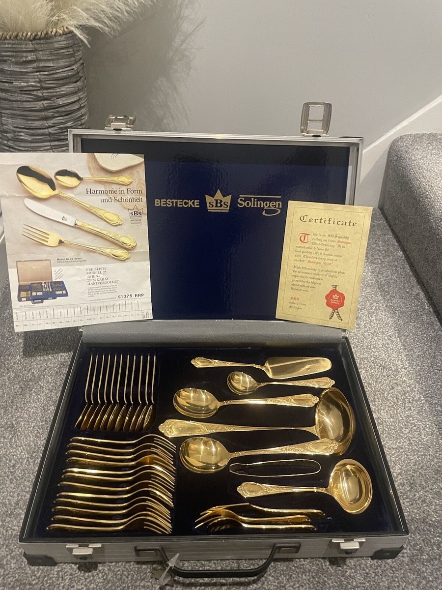 SBS Bestecke ゴールドカトラリーセット　23／24Ｋ SBS Bestecke 23/24 Carat Gold Plated Cutlery Set. 70 pieces. Never