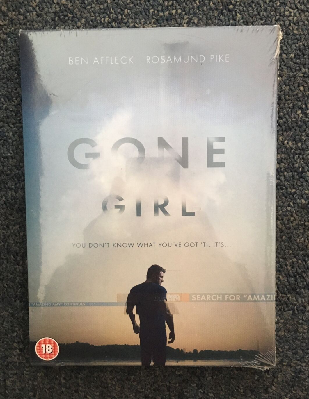 BRAND NEW & SEALED - GONE GIRL DVD 2014 Region 2