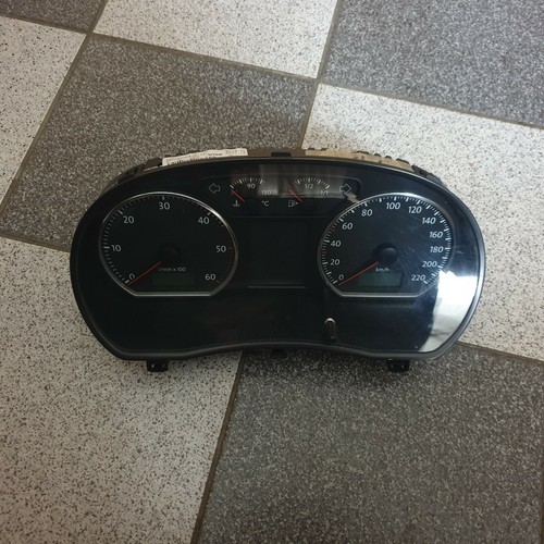 VW Polo 9N3 TDI Tacho Kombiinstrument  6Q0920825J  146Tkm