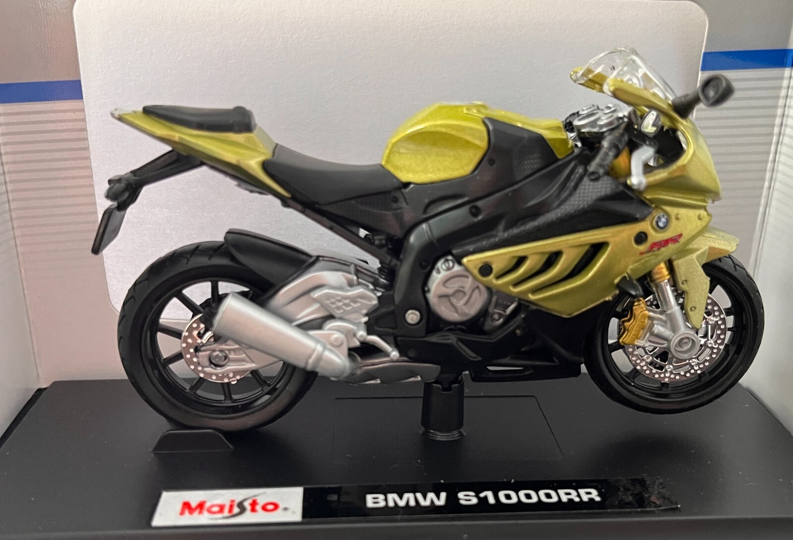 BMW S1000RR in Green, 1:18 scale motorbike model from Maisto, MAi10032G