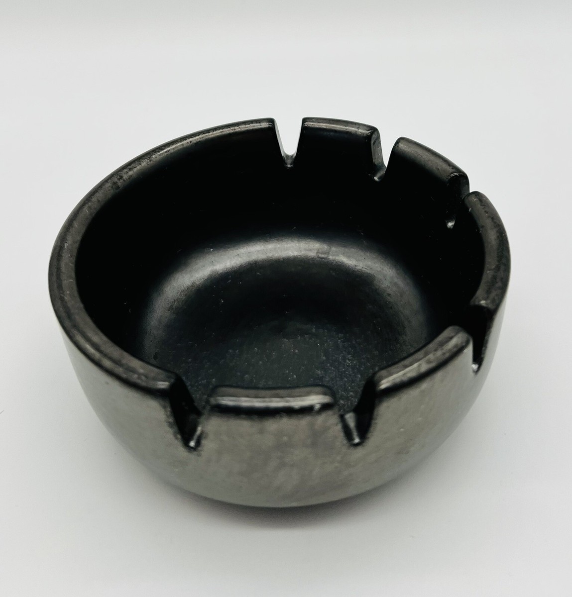 Heath Pottery Ashtray 6 Slot Gun Metal Grey Iridescent Ash Tray